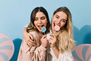 Comparing CBD and THC Edibles: What You Need to Know Clearly