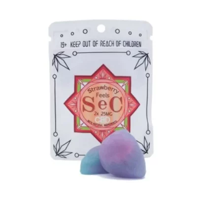 SeC Strawberry Feils 50mg CBD heart-shaped gummy with gradient color and clear packaging.