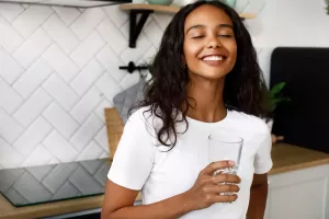 Can CBD Water Make You Feel High? Understanding Effects 2025